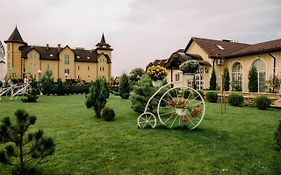 Готельно-ресторанний комплекс Прованс парк